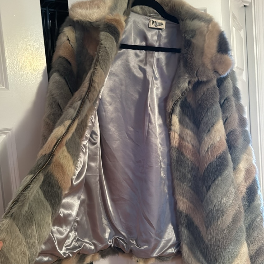 Show Me Your Mumu Faux Fur Jacket - Picture 2 of 2